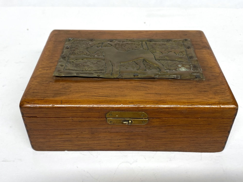 Vintage Wooden Cigar Box with Wire Fox Terrier Copper Art [A018]