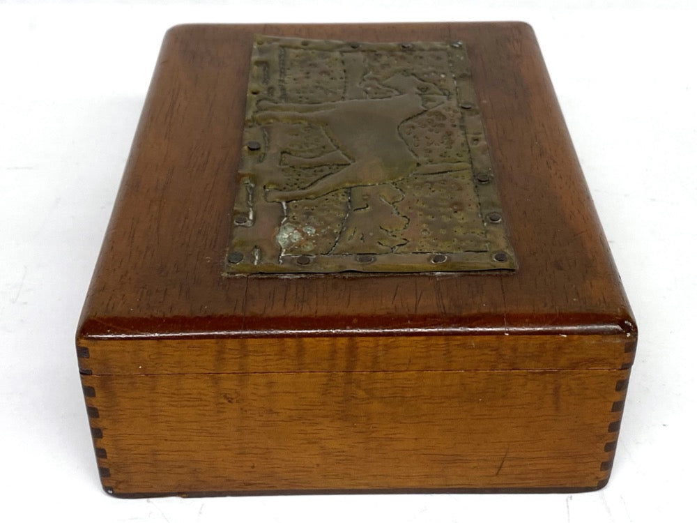Vintage Wooden Cigar Box with Wire Fox Terrier Copper Art [A018]
