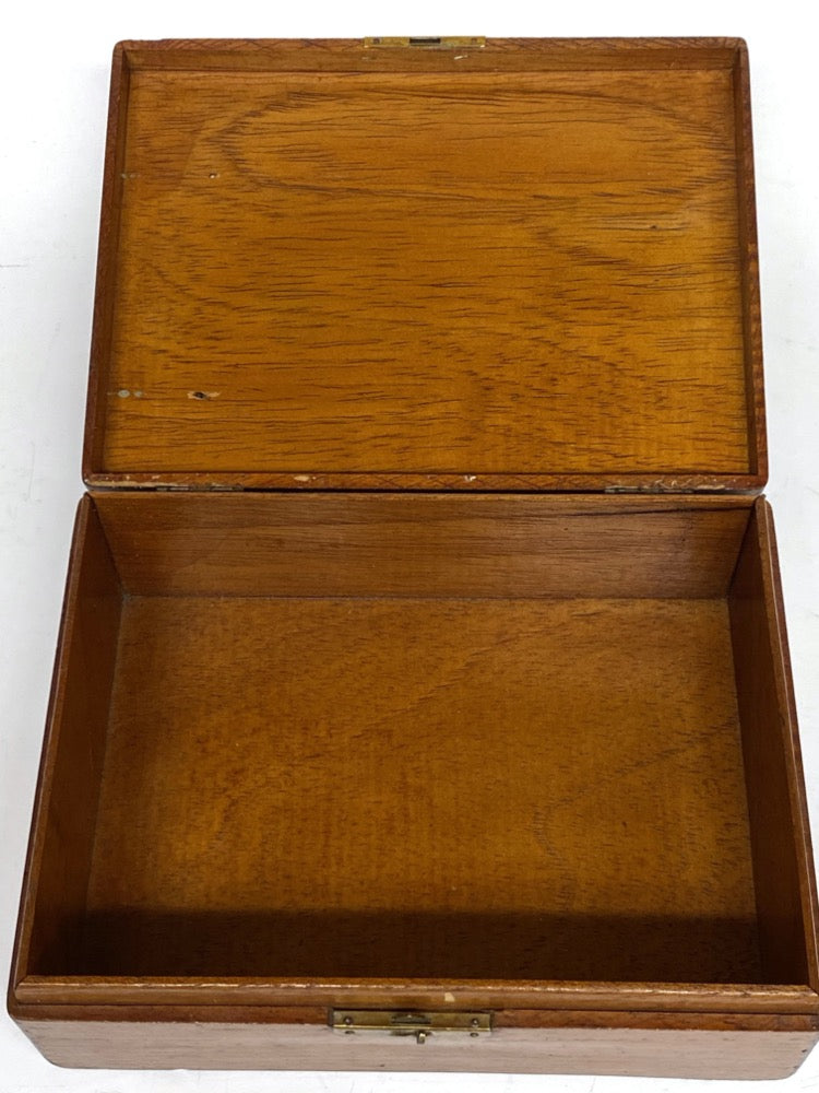 Vintage Wooden Cigar Box with Wire Fox Terrier Copper Art [A018]