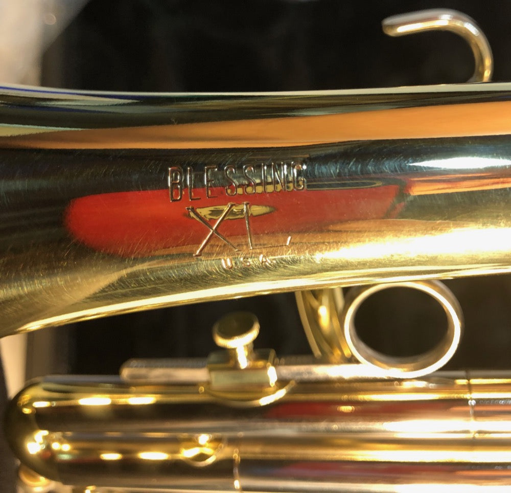 Vintage NOS Blessing (Elkhart) XL Cornet with case - F586