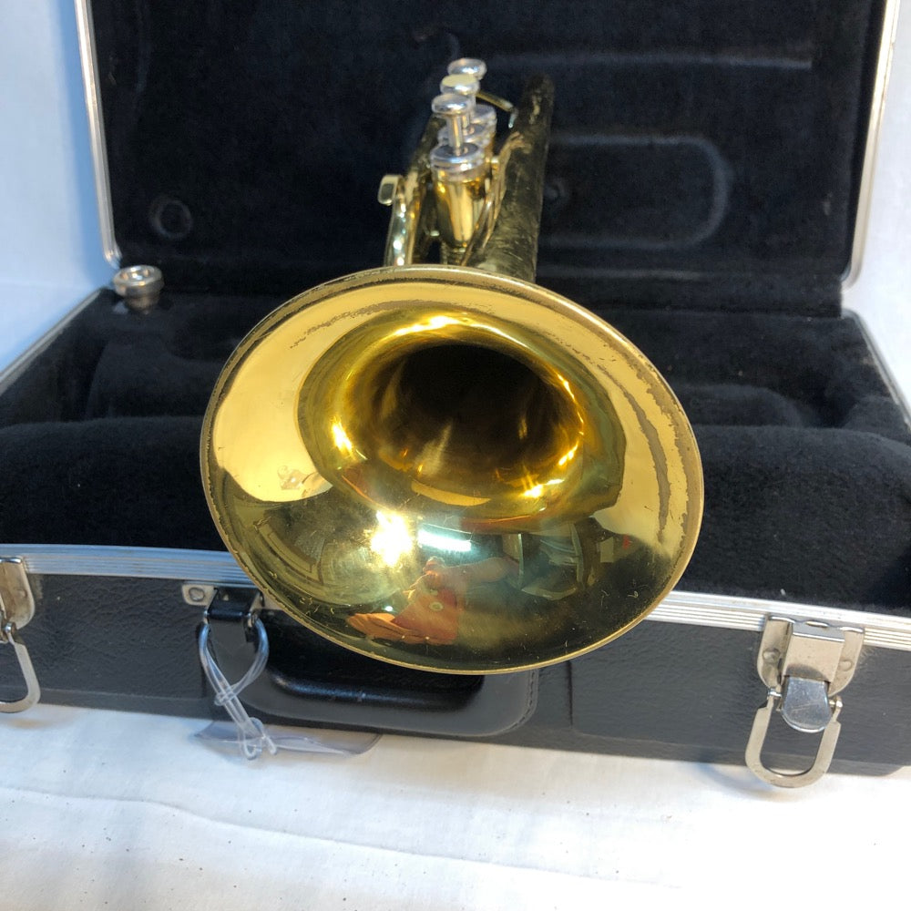 King Tempo Cornet with case - F628 [preowned]