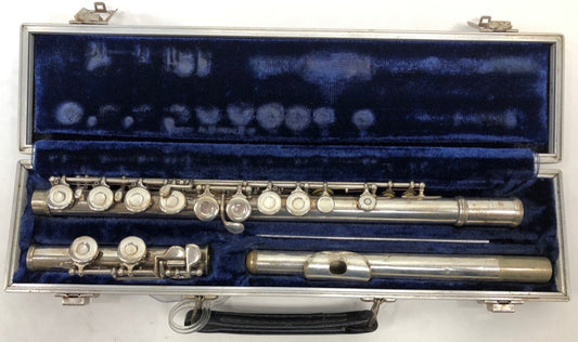 Pre-owned Armstrong 104 Silver Flute Ready to play - serviced & ready play - F545 - Fornaszewski Music Store, Granite City IL 62040 - www.stanf.com