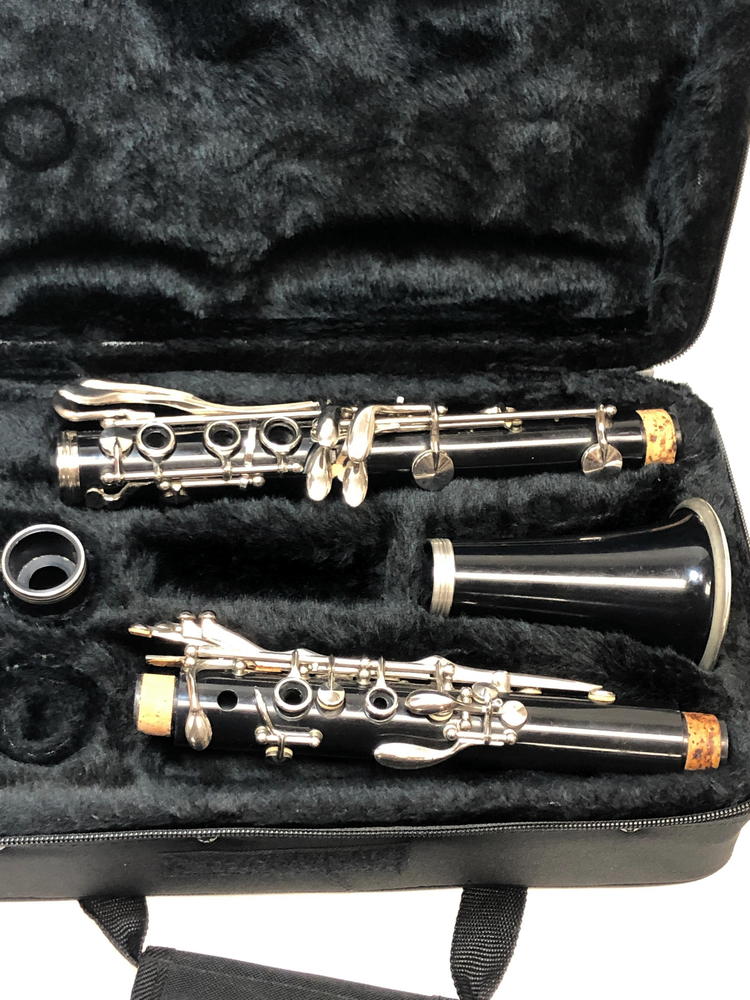 Oxford Student Clarinet Outfit - ABS resin body with Nickel Keys/Parts - F1044