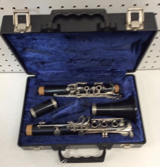 Pre-owned Armstrong 4001 Clarinet - serviced & ready to play - F664 - Fornaszewski Music Store, Granite City IL 62040 - www.stanf.com